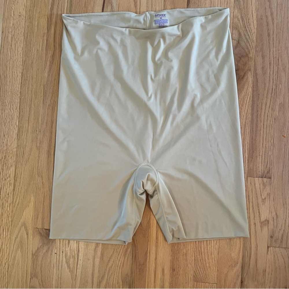 Spanx high rise shapewear shorts size 3X
